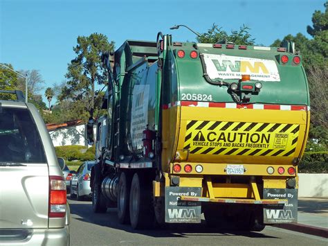 Wm Garbage Truck David Valenzuela Flickr