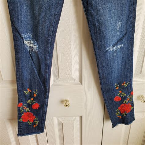 Driftwood Jackie Embroidered Floral Skinny Jeans Gem