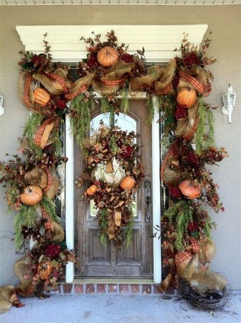 Get Into The Seasonal Spirit 15 Fall Front Door Décor Ideas