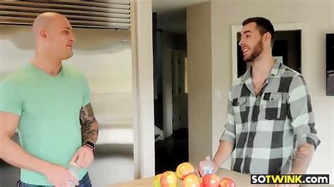 Ripped Gay Hunk Fucked By Dads Friend Porn300