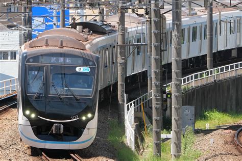 東急3020系、相鉄線を行く！？ 線路を行く