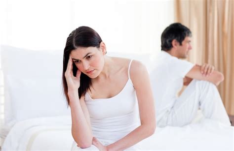 Premium Photo Angry Couple Having An Argument Sitting On Bed