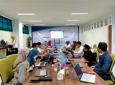 Tingkatkan Mutu Dan Layanan Upm Adakan Workshop Pengembangan Standar Mutu