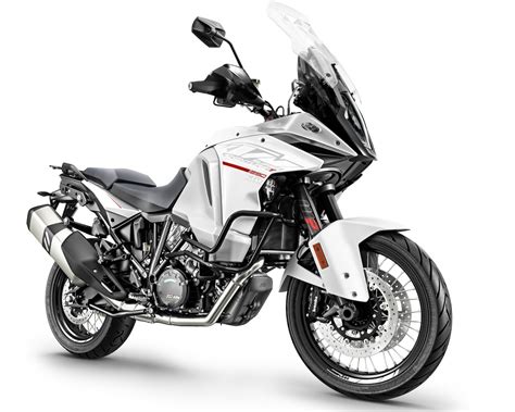 2017 KTM 1290 Super Adventure T First Look 8 Fast Facts