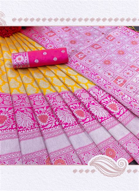 Buy Rani Jacquard Traditional Wear Weaving Pattu Saree Online From