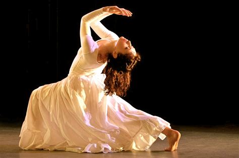 Stardust Follies An Evening Of Modern Bohemian Dance At The Hillside