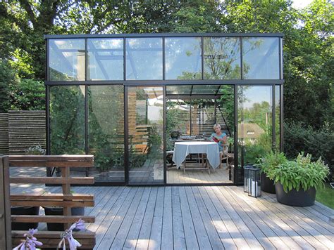 Greenhouse Modern