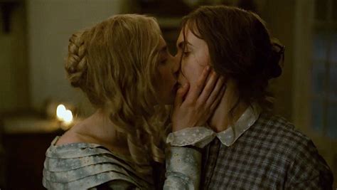 Ammonite Saoirse Ronan And Kate Winslet Crafted Their Own Sex Scenes