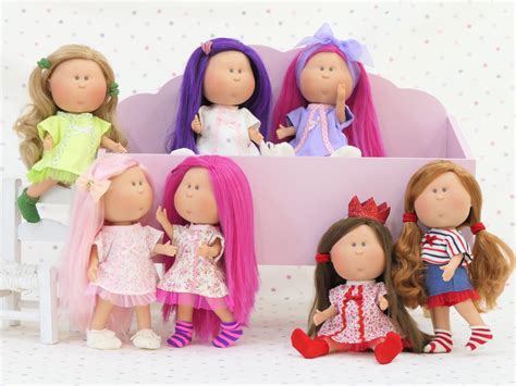 Mia Dolls – Pepotes.com