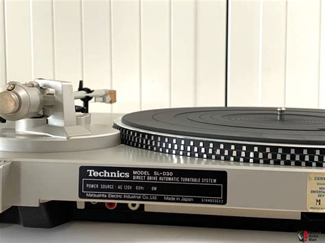 Technics SL D30 Direct Drive Automatic Turntable Photo 3096960