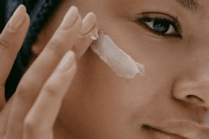 Top 5 des meilleures crèmes anti âge de lOréal en 2024