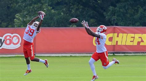 Chiefs Eric Berry Skips Report Day For Training Camp