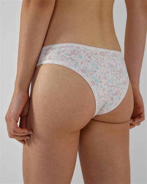 Riachuelo Kit calcinha 2 peças tanga em microfibra floral branco