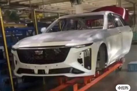 Leaked New Photos Show Second Gen Cadillac Ct6 Undisguised