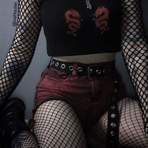 Pin By Nicolly Pereira Lima On Namorados Gay Grunge Outfits Goth Outfits Edgy Outfits