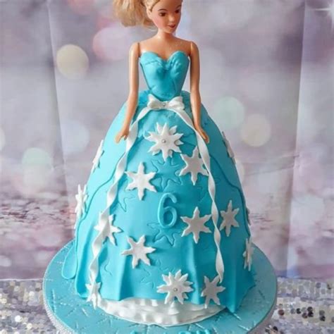 Barbie Doll Cake Cakeoclocks