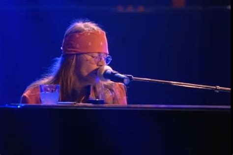 Fakta Dan Makna Lirik Lagu November Rain Yang Kalian Belum Tahu