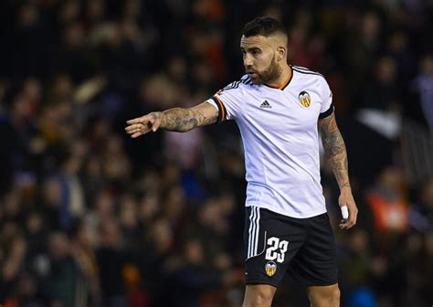 Nicolás Otamendi Es Nuevo Jugador El Manchester City