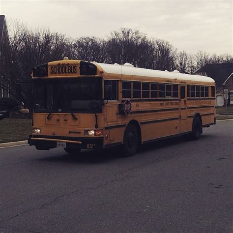 Fairfax County Public Schools 2001 Amtran Re 1572 Flickr