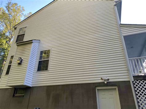 Benefits Of Pressure Washing Vinyl Siding Red Door Pro Wash