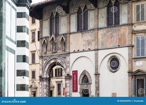 Casa Del Museo De Bigallo En Loggia Del Bigallo Imagen Editorial