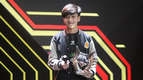 Momen Oura Dan REKT Terkagum Kagum Dengan ONIC Kairi ONE Esports