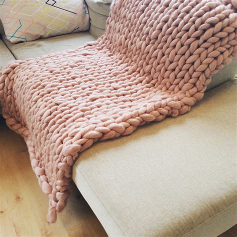 Tjockt Knitted Roving Blanket Extreme Knitting With 45mm Needles