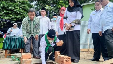 Kakanwil Letakkan Batu Pertama Bangun Lab Dan Ruang Belajar Min Palembang