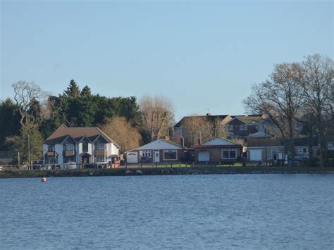 Windmill Pool At Earlswood Lakes A Boxing Day Morning Walk Flickr