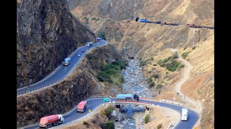 Peligrosa Carretera Buses Del Peru Youtube