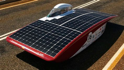 Solar Powered Cars Race Across Aussie Outback