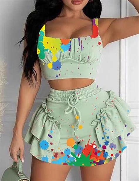 Pin By Dannini On Kk Print Crop Tops Fashion Outfits Fashion