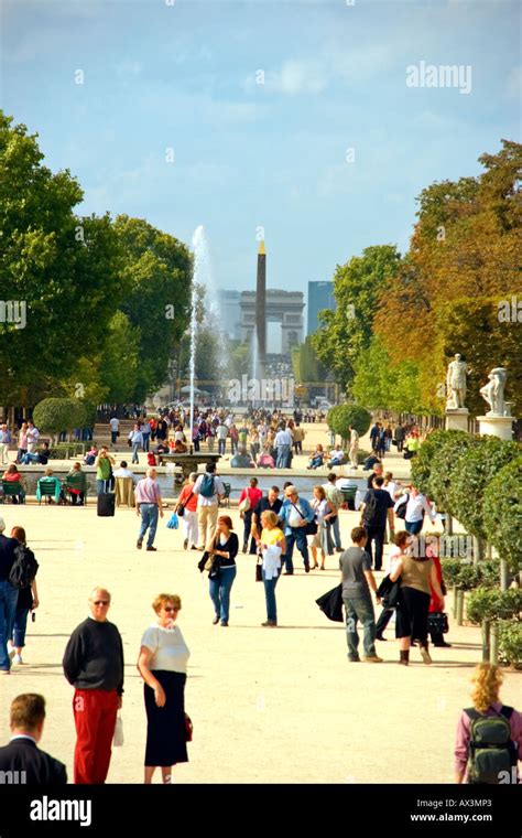 Jardin Des Tuileries Stock Photo Alamy