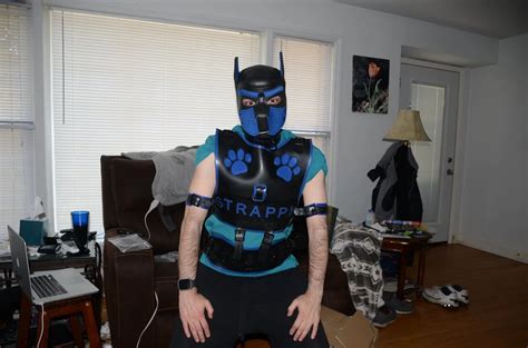 Jun Unboxing My Blue Bronco Magnus Harness And Pup Strappys First Bork Haha Gay