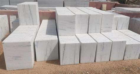 Makrana Dungri White Marble For Flooring Thickness 20 Mm At Rs 250