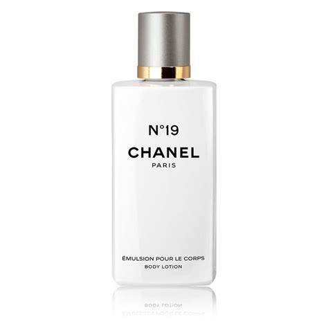 N19 ÉMULSION POUR LE CORPS CHANEL Site officiel et Boutique en