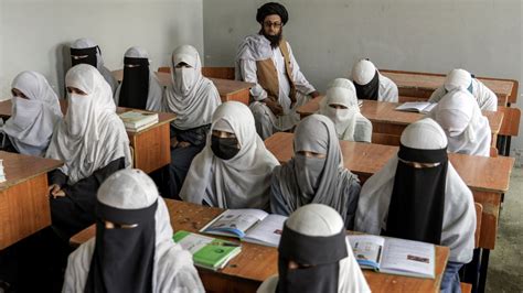 Afghan Schoolgirls Are Finishing Sixth Grade In Tears Under Taliban