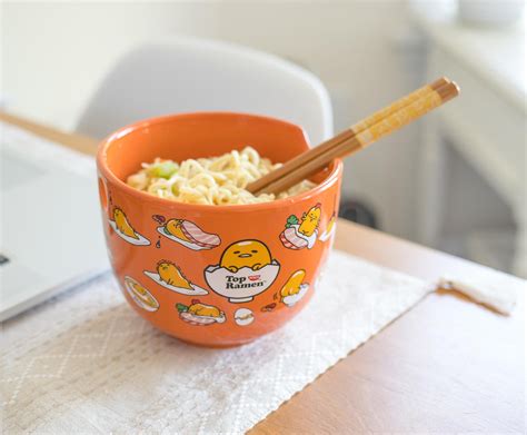 Sanrio Gudetama Japanese Top Ramen Dinnerware Set 20 Ounce Ramen Bow