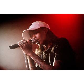 Bisexual Celebrities Who Don T Identify As Gay Or Straight Allure