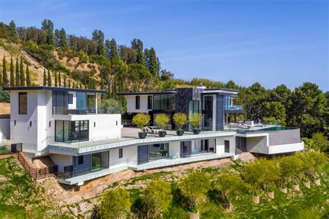 Roderick Lyons Buzz: Hollywood Hills Houses