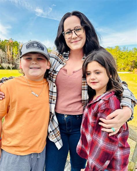 Jenelle Evans Slammed As ‘terrible Mom For Celebrating Thanksgiving