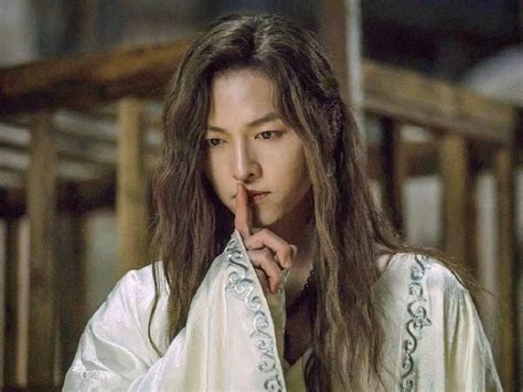 Arthdal Chronicles Lee Joon Gi Talks About Taking Over Song Joon Ki