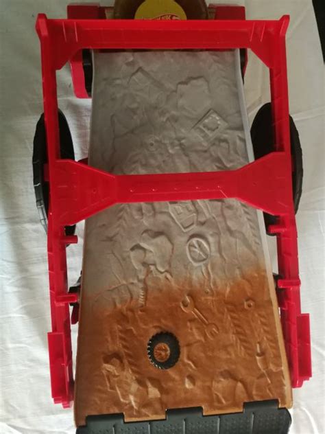 Hot Wheels Monster Truck Pista