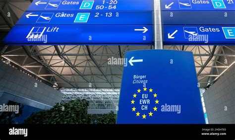 Airport Information Sign Airports Information Signs Stock Photo Alamy