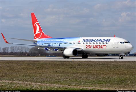 TC JYI Turkish Airlines Boeing 737 9F2ER WL Photo By M Najberg ID