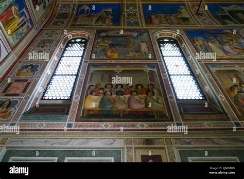 Cappella degli scrovegni arena fotografías e imágenes de alta