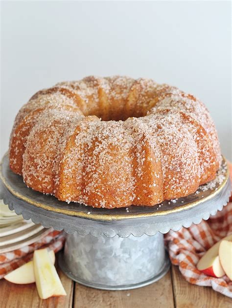 Apple Cider Donut Bundt Cake