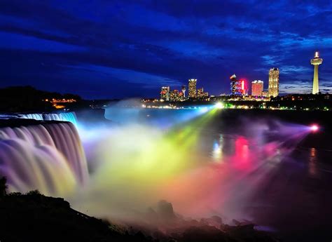 Everyone Is Falling In Love With Niagara Falls. This Is Breathtaking ...