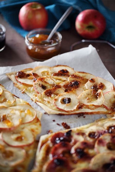 Tartes Fines Aux Pommes Fromages Et Confitures ChefNini