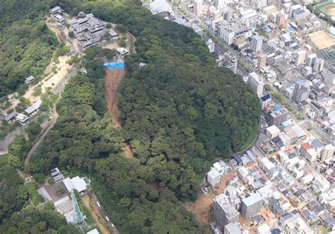 警戒区域外で起きた松山の土砂崩れ 専門家「指定基準見直しを」 毎日新聞